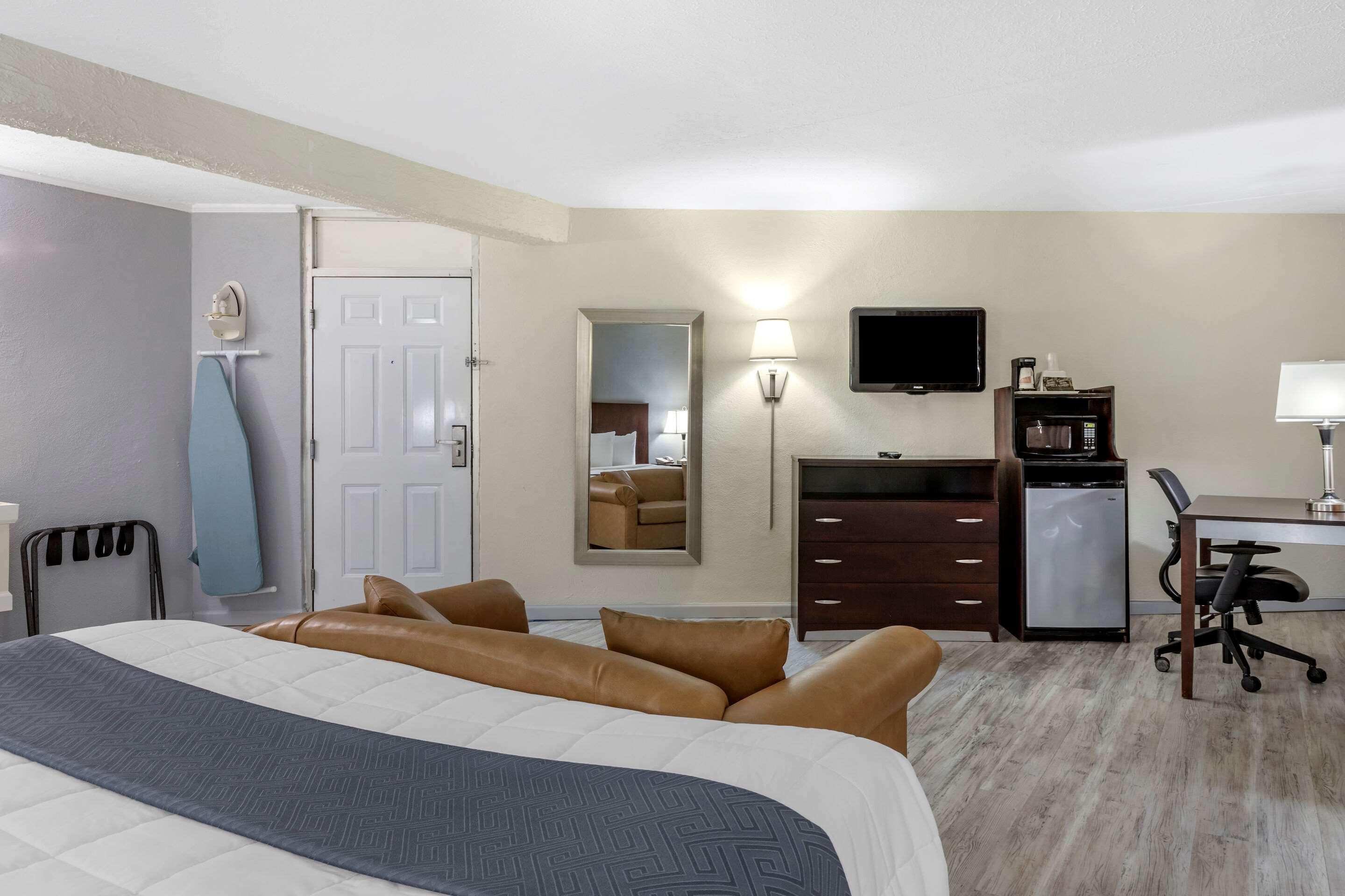 Econo-Lodge Of Conway Bagian luar foto